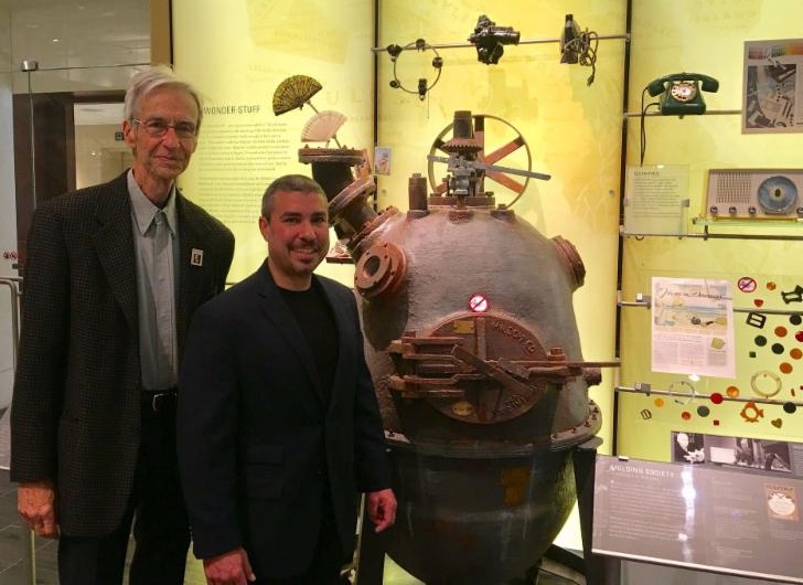 Hugh and Marc visit the Baekeland/Bakelite display at the Science History Institute